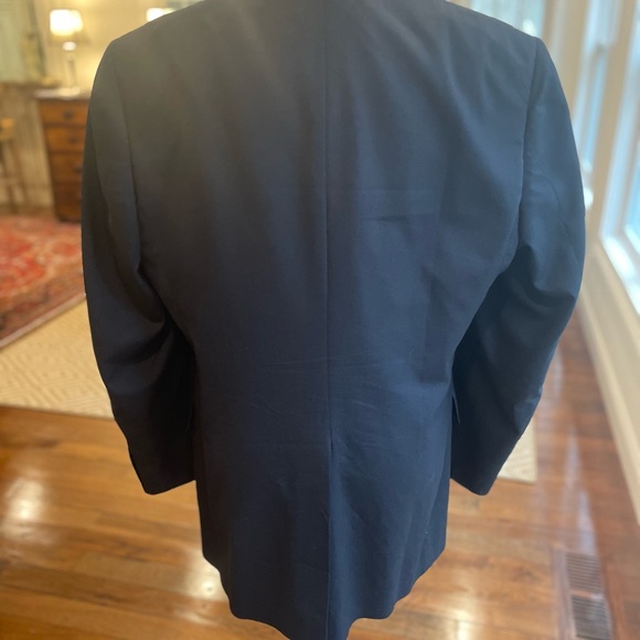 Jos A Bank  42Long 100% worsted dark navy, blazer  excellent condition - Picture 6 of 6